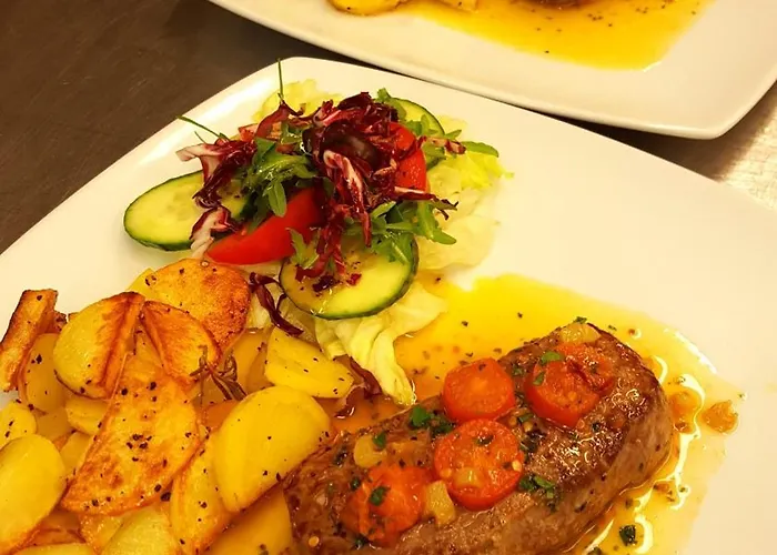 Toscana Restaurant And بيت ضيافة